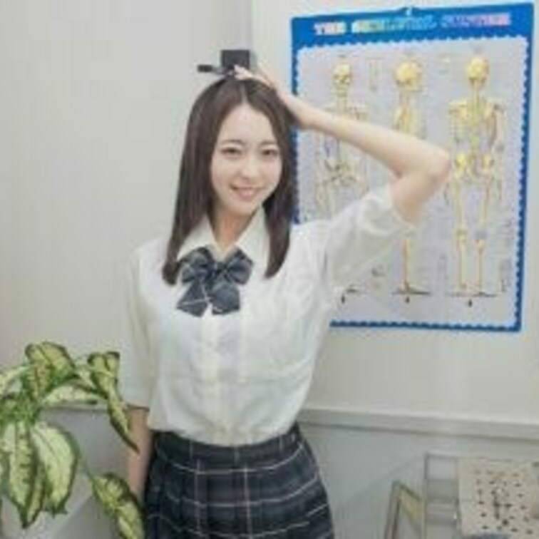 えりかの制服妄想フェチシリーズ「全裸登校日、全裸身体測定の日、セクキャバ体験編」（出演：白崎えりか）