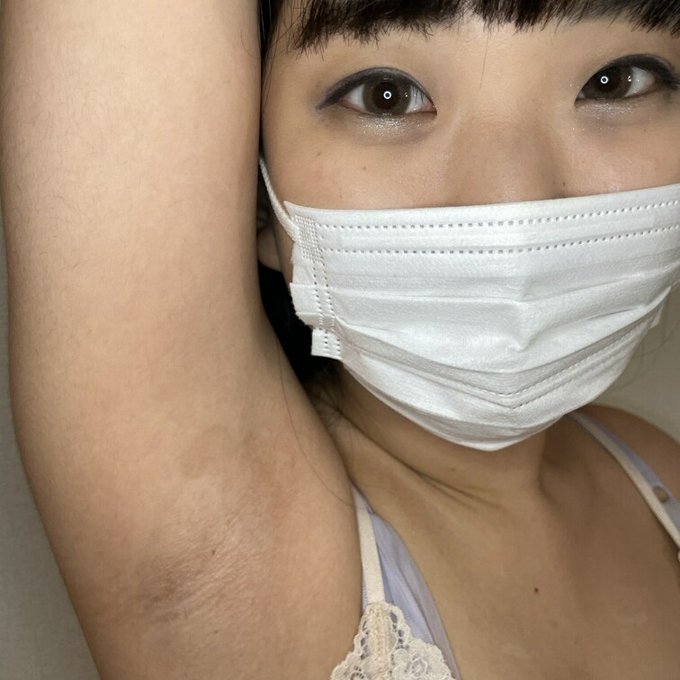 20歳素人さんのワキどうが(4:52)です！
素人さんならではの「見られる事を想定していないワキ」はとてもリアル！！😍