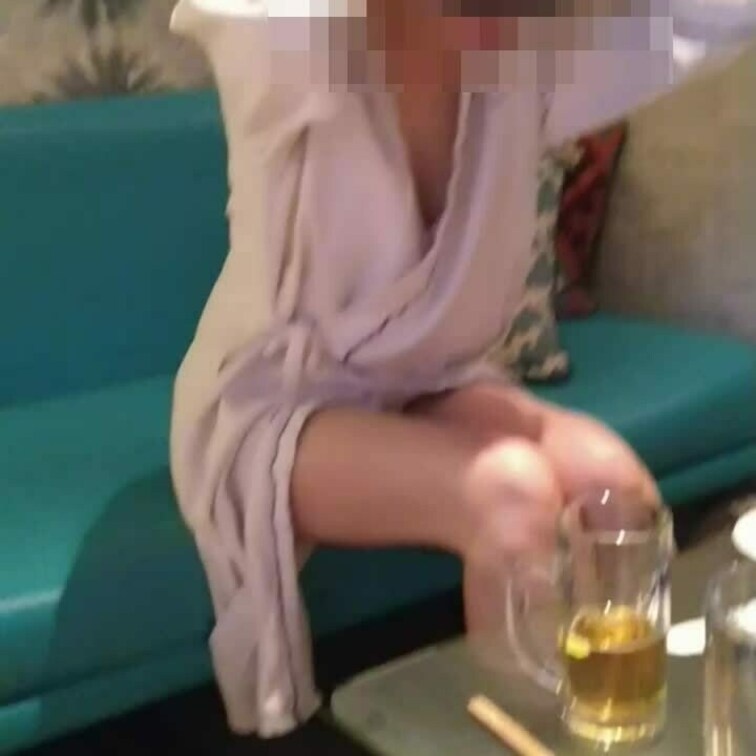 ２月の有料プラン特典の京子とテレビ電話でFAN様と交流がはじまります♡
１月はエッチになって、下着を脱いでしまいました