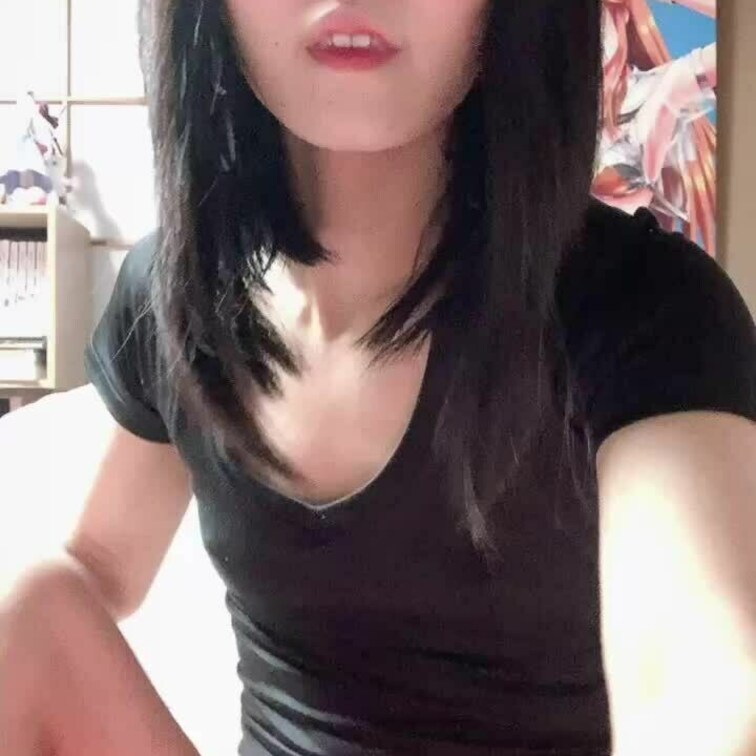 おっぱいとおまん○見せオナニー5分です。

最初はディルドでぐちゅぐちゅ、
その後は指でクリトリスいじってイッちゃ