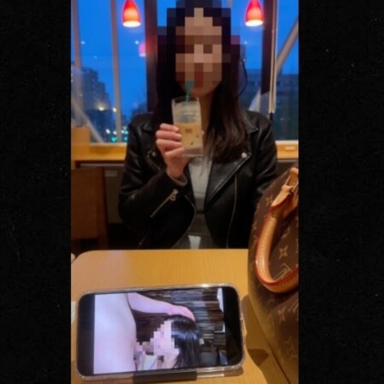 【完全顔出し】
DMくれた彼氏持ちパイパンキャバ嬢とオフパコ。彼氏との出会いはお客さん。彼氏は経営者で浮気しまくってる