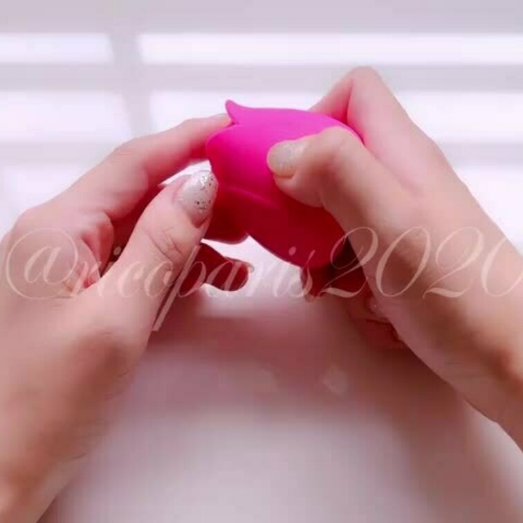 このえちえちな吸うバイブを使った動画を
ポストしてるので見てね❣️
秒でお潮吹いちゃってます…🥺💦
ぷるぷるしてる