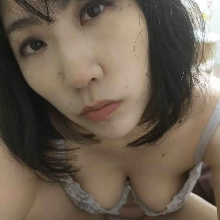 下着姿似合いますか?