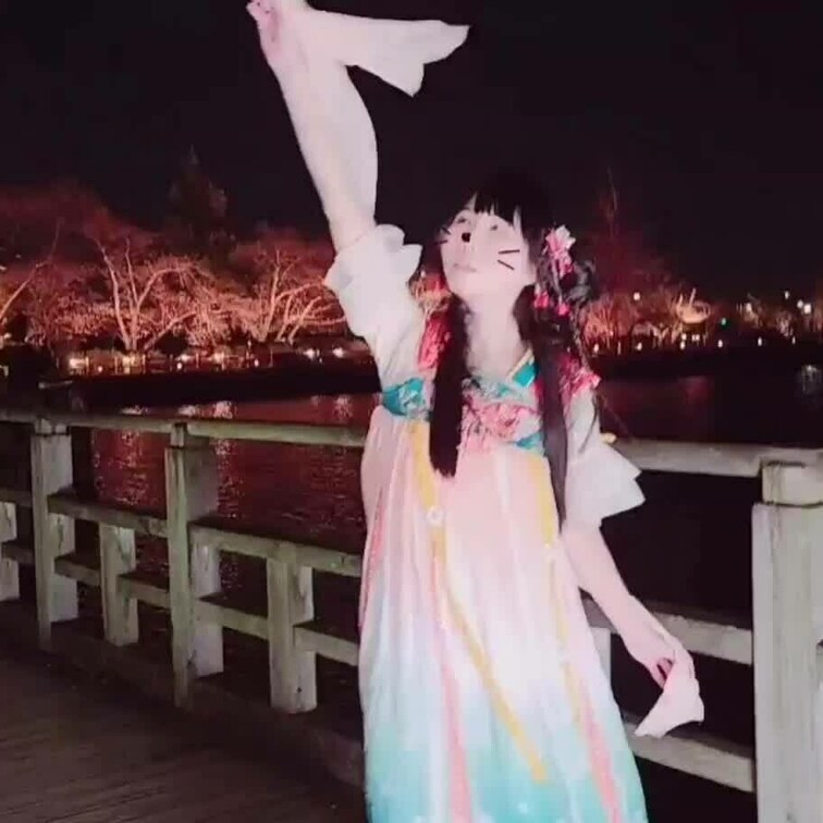 (無料会員さん向け)ハメシーン無し✨新シリーズ予告🌸夜桜の下で出会った漢服踊り子少女と…♥️


こんばんは🌃りか