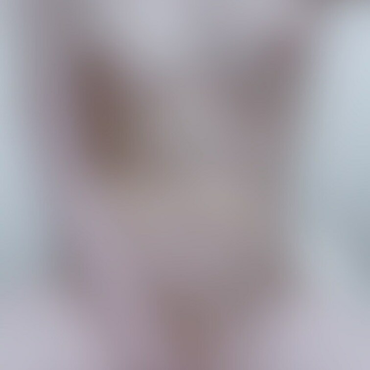 吸うやつで潮吹きした❕左乳首だけがん勃ちしてるんだけど最近左ばっかり触ってるからかなあ❔