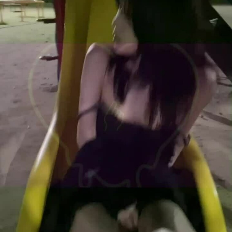 c 動画