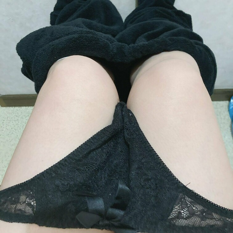 今日のるるのパンツです🥰
クロッチ汚れ見たいですか?🥰
