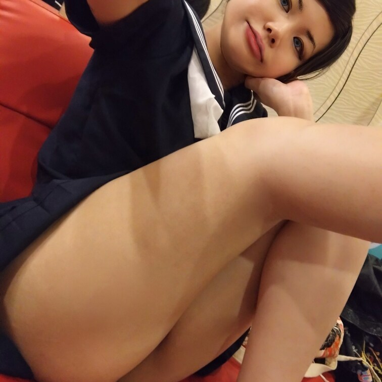 動画さぼっってて申し訳ないわ
これからも応援してちょうだいね
いつかお前達に会えて実際○○○できたら嬉しいわ