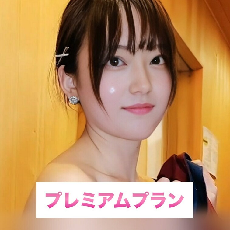 脱衣場で綺麗なお尻を覗き見♡