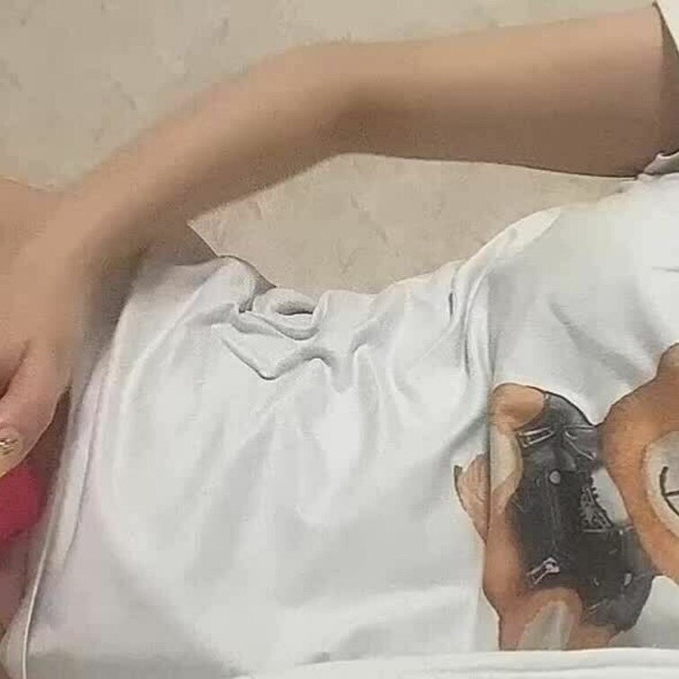 
ガチプライベート寝る前のクリおな動画🌰💓

クリ吸引器で腰くねくねさせて…🔞🔞