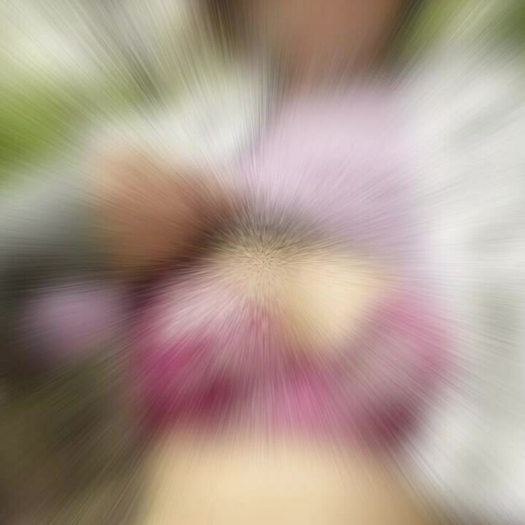 歩きながらパイチラしちゃったよ😍❤️
たまたま誰も周りにいなかったけど💦
後からおばちゃん降りて来たー😂

汗か
