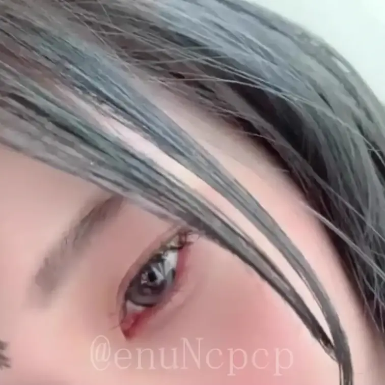 初めての顔出し！恥ずかしいけどプロフィールから私と彼氏のエッチな動画いっぱい見て欲しい♡