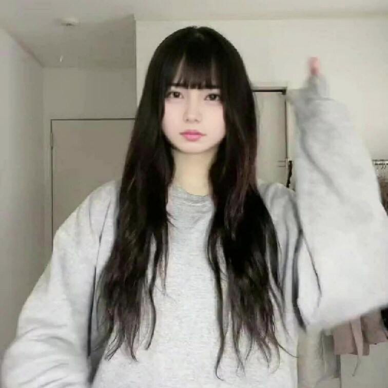 萌音ダンスです。もっと萌音のことを見てくれますか?
