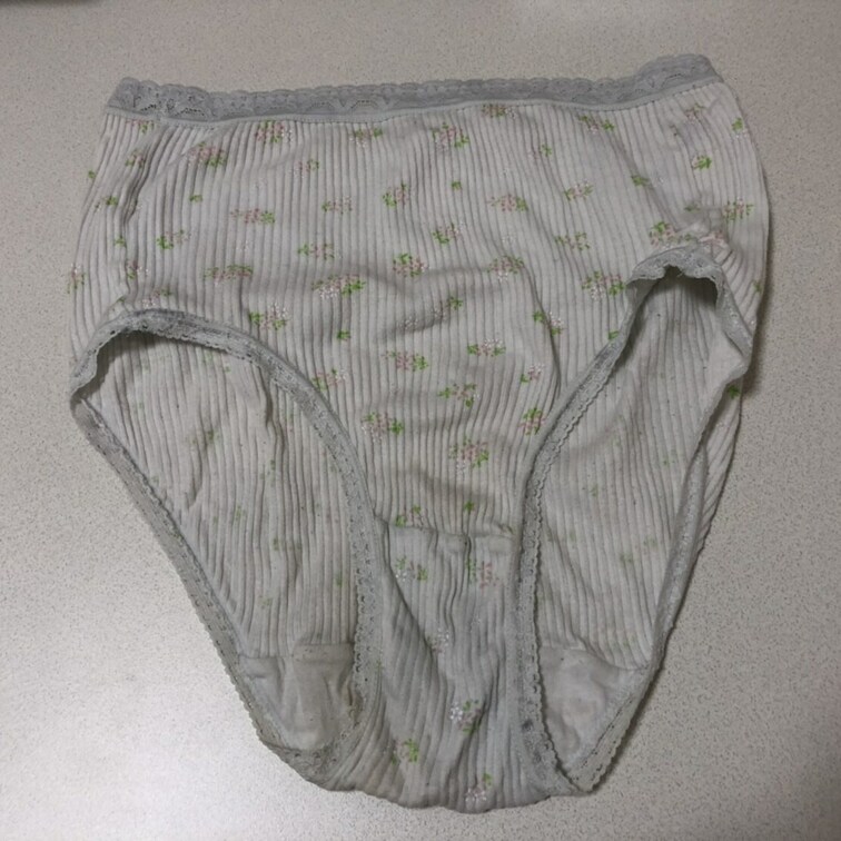 私のパンティコレクション🥰💕 
詳細はDMでお話ししましようね💗  