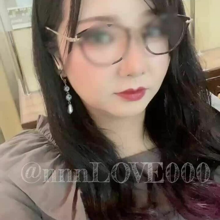 月曜お疲れ様でしたぁ🐰🍒

眼鏡でぱちくり🤓