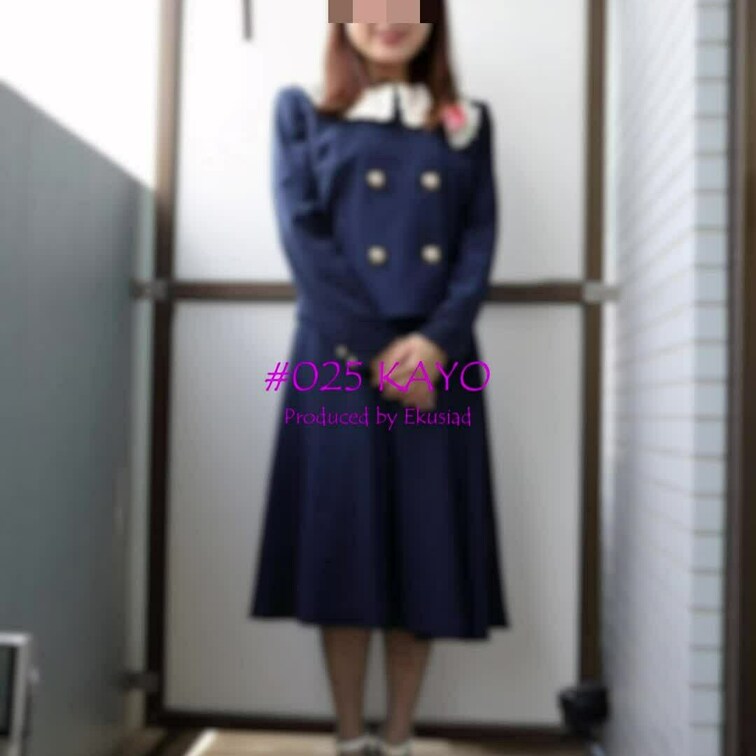 #025 KAYO
おしっこシーンを撮られるのが好きでたまらないKAYOちゃんは、Ekusiadモデルの中でも非常に人