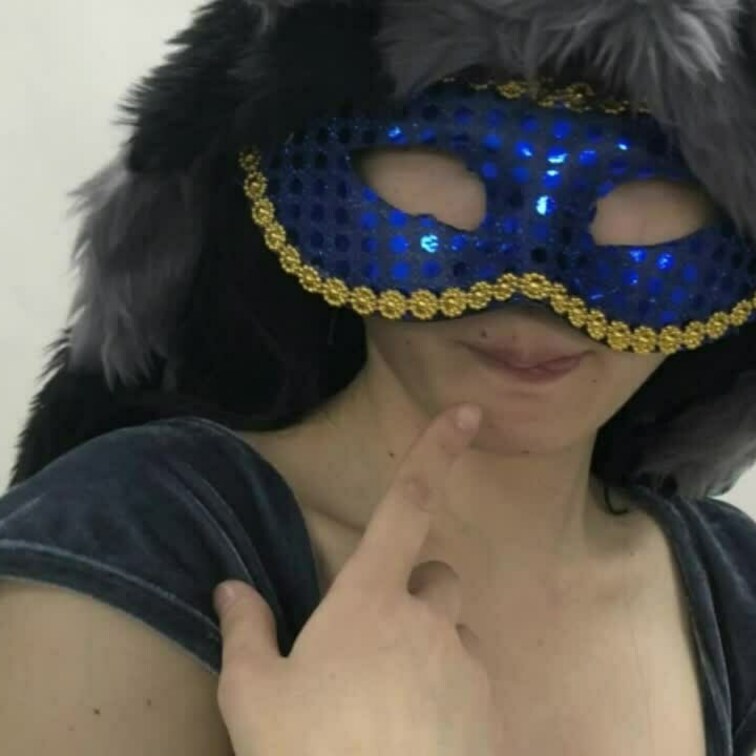 アライグマのコスプレをしてオナニーしてもらったときの物です♪
