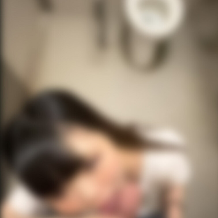 【彼女と一緒】犬系彼女の野外フェラ。
初めまして。
私は、大学二回生で、専門は主に保健体育を専攻しています。
