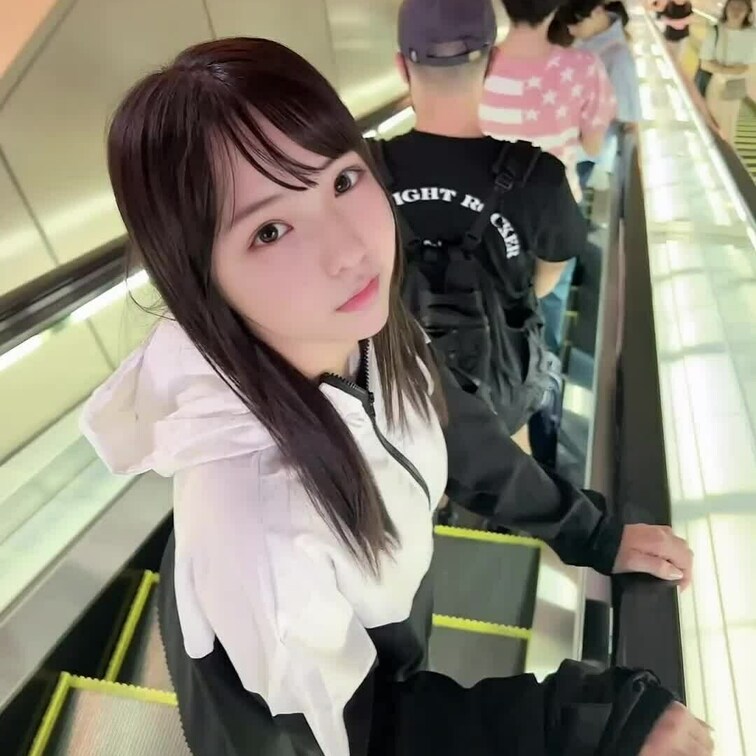 【悲報】5秒後に👧「これ動画やで！」っていわれて
パニクるワイさん。

慣れてないかんじまるだしで
爆陰キャなの