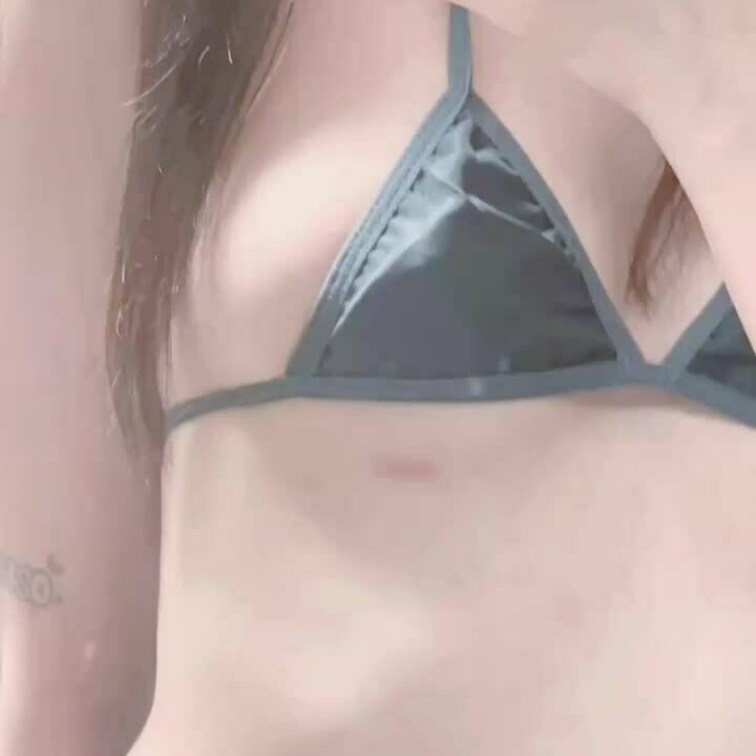 立ちバックしてるみたいになっちゃった