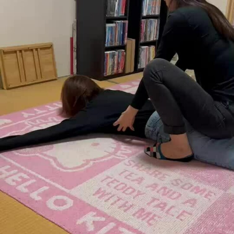 皆様いつもご購入ありがとうございます☺️
今回のくすぐり動画はこちらです👍

是非見てあげてくださいね(  ˆОˆ