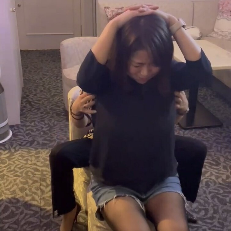皆様いつもご購入ありがとうございます☺️
今回のくすぐり動画はこちらです👍

是非見てあげてくださいね(  ˆОˆ