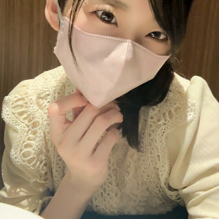 出先トイレ
説明文：営業先でムラムラきちゃったからデパートのトイレに駆け込んじゃいました・・・