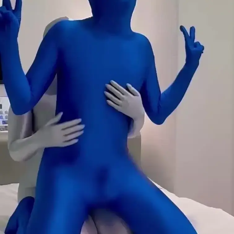 後ろからじっくり優しく責め