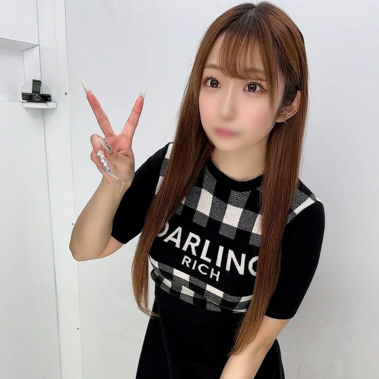 【個撮】声も仕草も可愛すぎるメイド系美女４　「また気持ちぃの来ちゃう～！♥♥」ザコま〇こを刺激され何度も痙攣イキまくり「