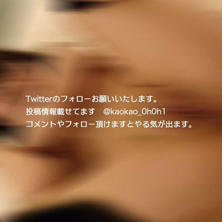 前回の大量潮吹きホテル生ハメ動画の後半戦です。
生中出しした後に膣に出された精子を掬い取って遊んでいるまりちゃんが可愛