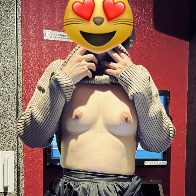カラオケにて🤭