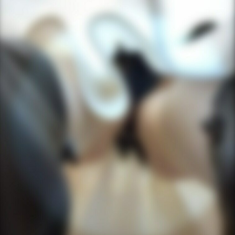 【黒レース（透け）】終電で帰宅中のスレンダーJD

①サンプル
②オリジナル
③色味・明るさ補正
④色味・明る