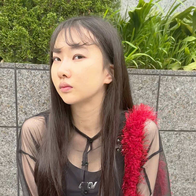 #163【RISA 24歳】
今回ストリートスナップに協力してくれたのは、モード系のブラックコーデがオシャレなRISA