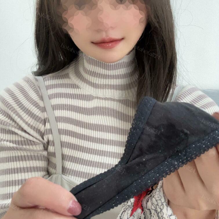 下着を汚すのが好きです🙈///
日々の汚れた下着はフェチ垢にて無料公開中。
👉https://myfans.jp/h