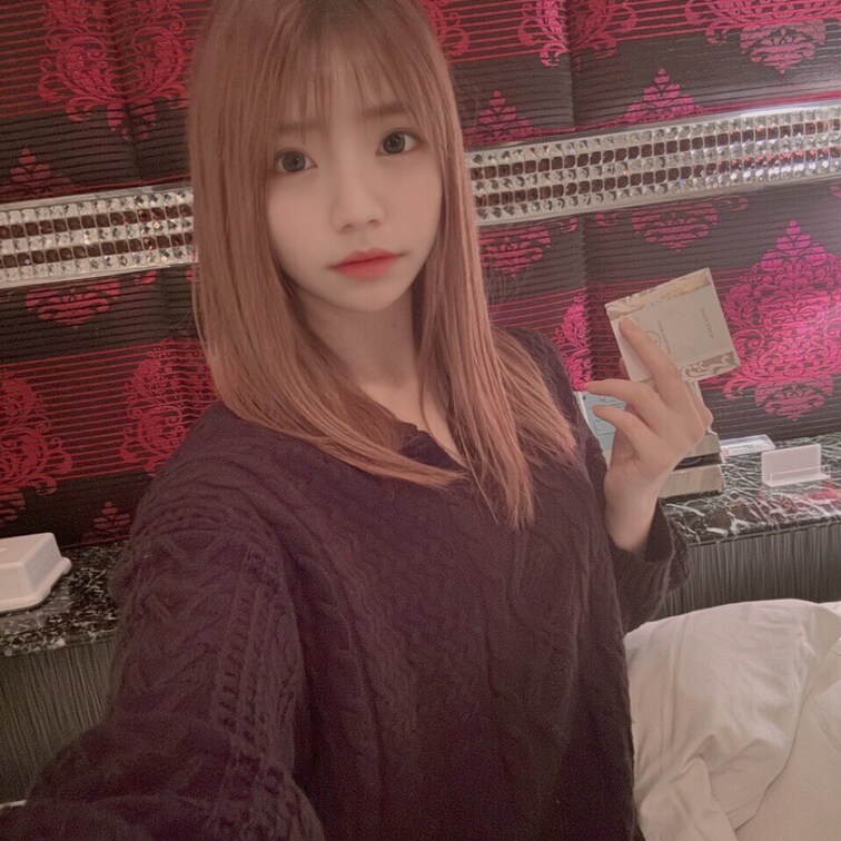 お疲れさま。今日はゆっくり休んでね💫
一緒にまったりする？☺️💕

◇右上の「💖いいね」押してくれると嬉しいです！