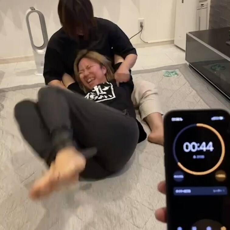 皆様いつもご購入ありがとうございます☺️
今回のくすぐり動画はこちらです👍

是非見てあげてくださいね(  ˆОˆ