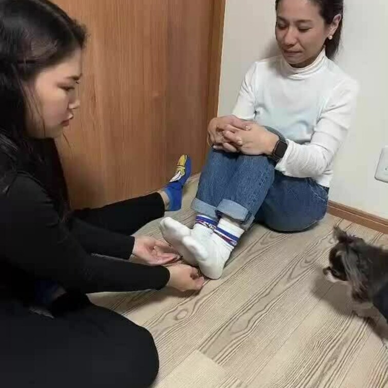 皆様いつもご購入ありがとうございます☺️
今回のくすぐり動画はこちらです👍

是非見てあげてくださいね(  ˆОˆ