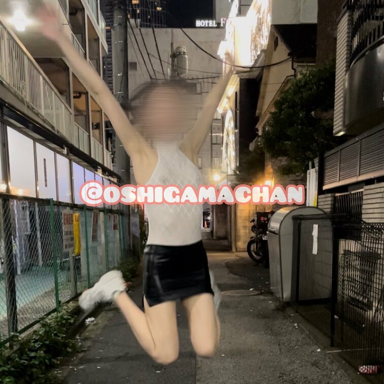 👉スワイプして見てね👉

夜の変態散歩🚶‍♀️
乳首スケスケで際どいミニスカ履いて
夜の街を徘徊しました🤣🤣
