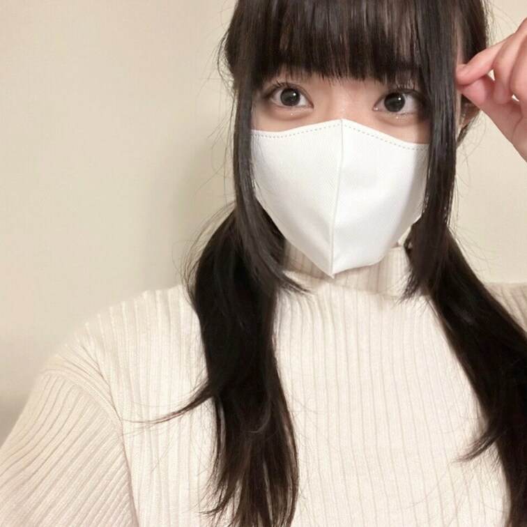 友達とご飯いってくる〜\(* ¨̮ *)/