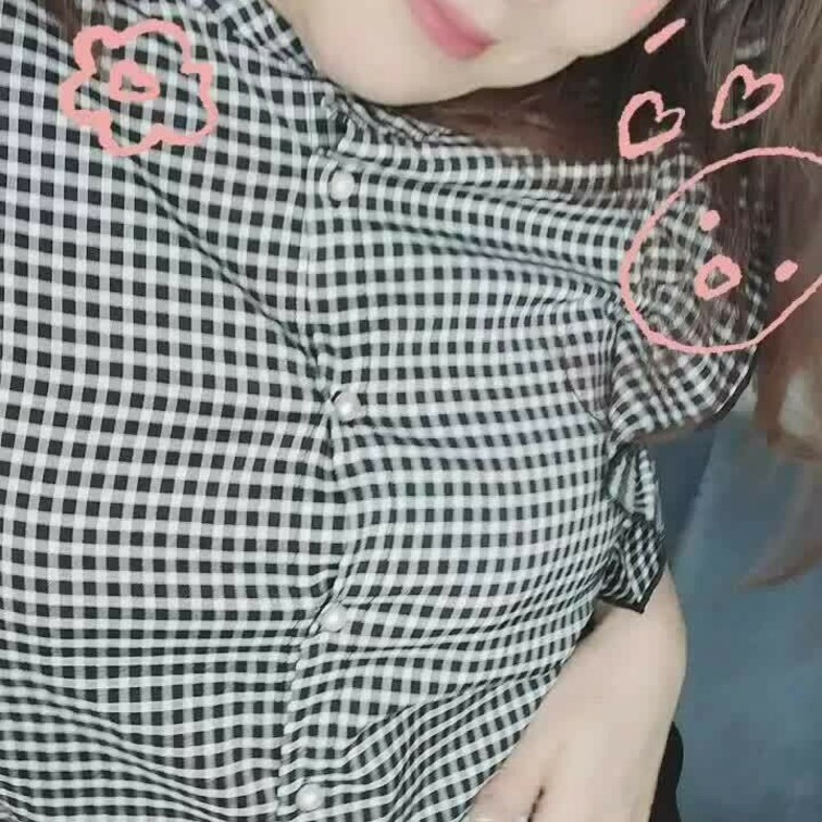 ハイレグコスチューム着ました♥
おっぱいもみもみしてたら、気持ちよくなってしまいました