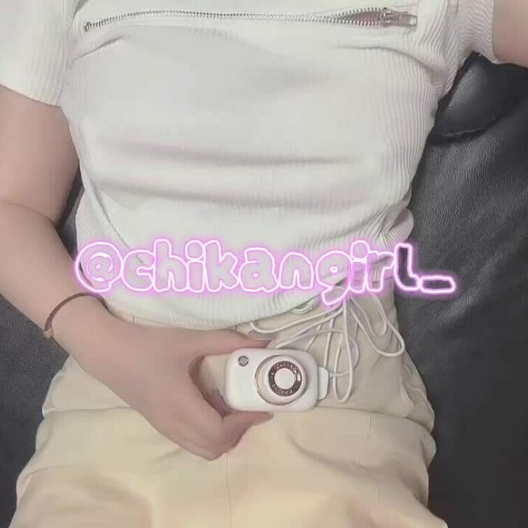 フォロワーさんから頂いた超絶可愛いローターでちくび責めしちゃいました(,,ᴗ  ̫ᴗˋ,, )‬♥ちくび気持ち良過ぎて腰