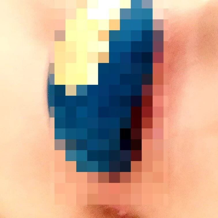 右上の「♡いいね」を押してか画像や動画を見ていただけると嬉しいです🥰

潮吹いちゃいました。。

恥ずかしい