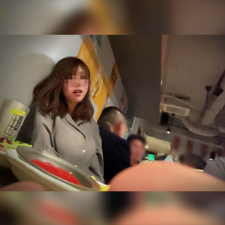 【無料】ナースが飲み過ぎたら…驚きの本音が漏れた。
マッチングアプリ「ティンダー」で知り合ったナースのみよこちゃん。む