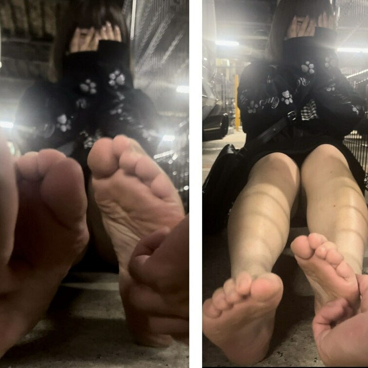 ○○○系美女22.5cm超激弱足裏くすぐりで喘ぐ！4分59秒


小さめの足でした！
くすぐりは全体的にかなり弱
