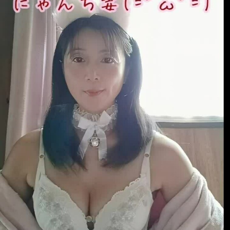 【前編】誘惑ニャン🐾ニャン にゃんち妻(=ﾟωﾟ=)🐾💓💦

海外に✈️長期出張の飼い主様(御主人様)が　一時帰国す