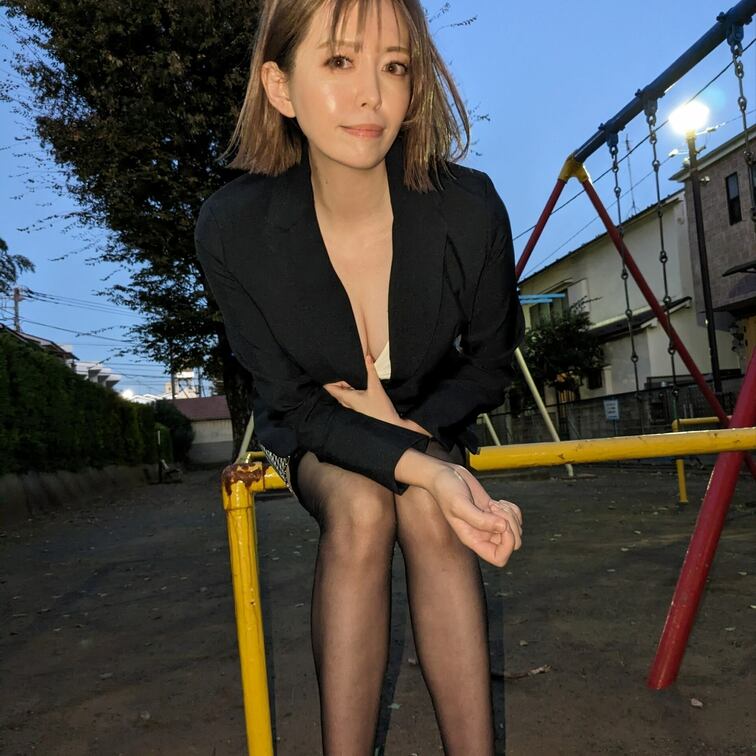 お仕事おわりの公園で📸