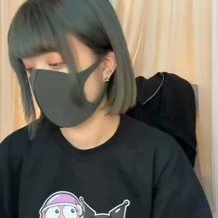 【みれい 20 歳】

みれいさんのライブ配信動画です
生配信 だと、1 回の有料配信を視聴すると、おおよそ平均 
