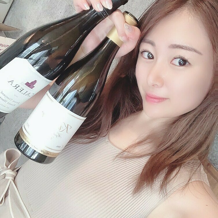 実はさえこ先生は学生時代にワインバーで勤めてたの知ってた？

ワインはちょっと詳しいのだ🍷

ワイン談義しましょ