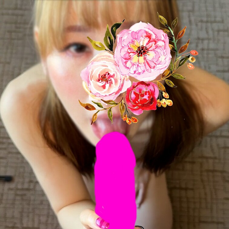 【華奢で可愛い美乳JDがマイクロビキニでノーハンドフェラ(けっこうイラマ)濃厚ザーメン3人連続口内ラストはごっくん☆変態