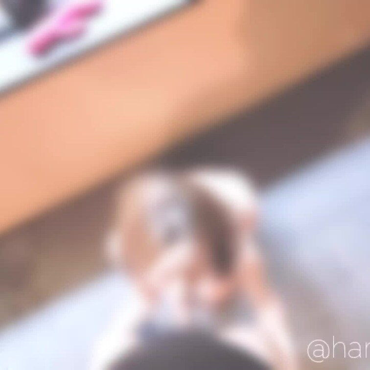 【じゅぽフェラ】

ほんっと旨そうに
しゃぶりよる。